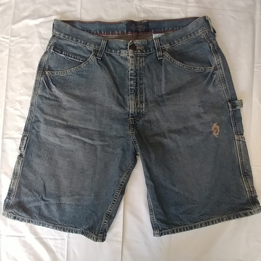 Levi Strauss Denim Cargo Shorts Size 34